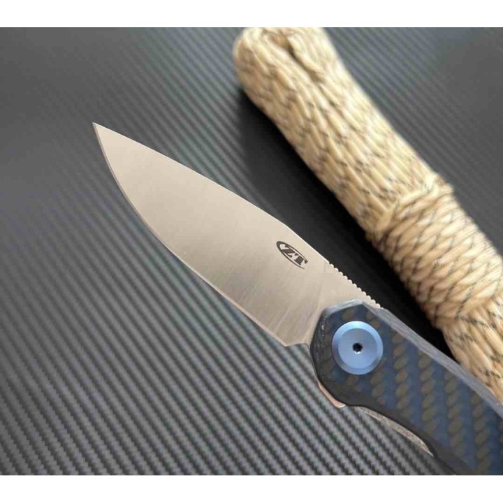 Couteau Zero Tolerance CPM-MagnaCut SW Manche Blue/Black CFiber & Titane IKBS Frame Lock USA ZT0545BLUCF - Livraison Gratuite