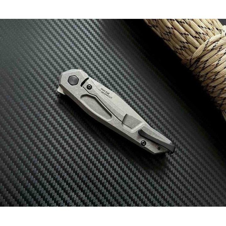 Couteau Zero Tolerance CPM-MagnaCut SW Manche Black CFiber & Titane IKBS Frame Lock USA ZT0545 - Livraison Gratuite