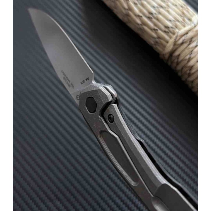 Couteau Zero Tolerance CPM-MagnaCut SW Manche Black CFiber & Titane IKBS Frame Lock USA ZT0545 - Livraison Gratuite