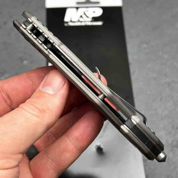 Couteau Smith&Wesson Military & Police Lame Tanto Acier 7Cr17Mov Manche Alu Brise Vitres SWMP11GCP - Livraison Gratuite