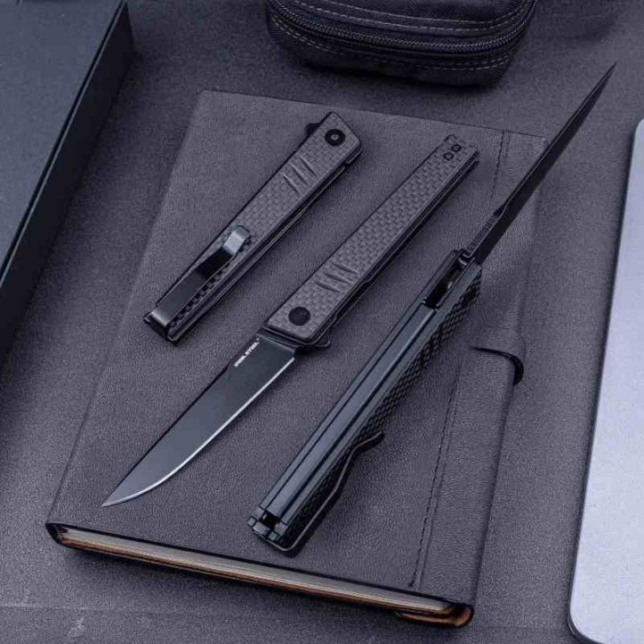 Couteau Real Steel Kikashi Black Manche G10/Carbon Fiber Lame Acier 14C28N BLK IKBS Linerlock Clip RS8071CB - Livraison Gratuite