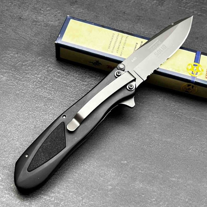 Couteau Winchester Tactical Border Guard Lame Acier 440 Serr Manche Alum Clip Linerlock WN1436 - Livraison Gratuite