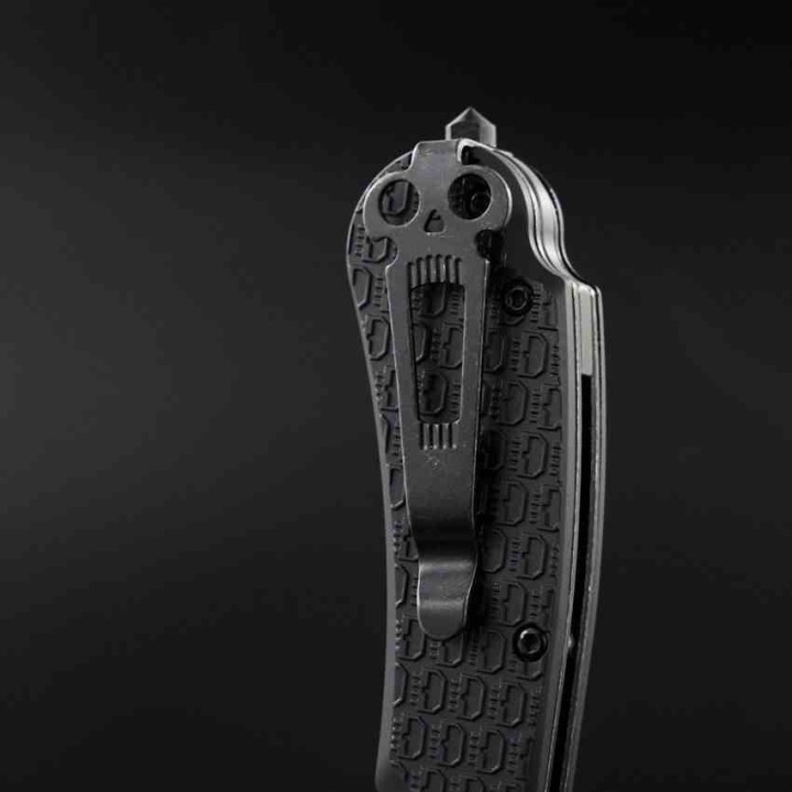 Couteau Daggerr Powie Black Lame Acier 8Cr14MoV Bowie Manche FRN Linerlock Clip DGRPWFBKBW - Livraison Gratuite