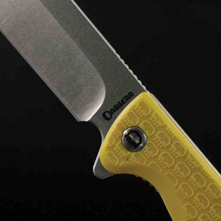 Couteau Daggerr Toothpick Yellow Manche FRN Lame Acier 8Cr14MoV Satin Linerlock CLip DGRTPFYLSW - Livraison Gratuite