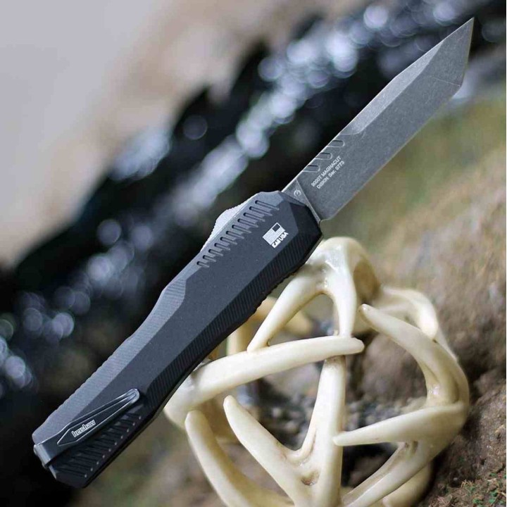 Couteau Kershaw Livewire OTF AUTO Black Lame Tanto Acier CPM-MagnaCut Manche Alu Clip USA KS9000TSW - Livraison Gratuite