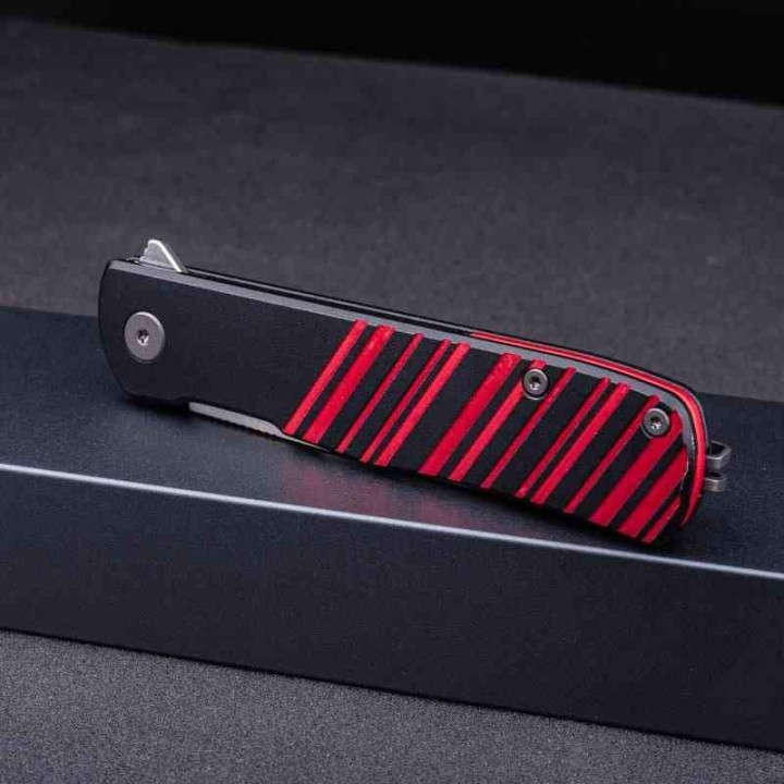 RS6052 Couteau de Poche Real Steel Karly Lame Acier VG10 Manche Aluminium Noir/Rouge - Livraison Gratuite