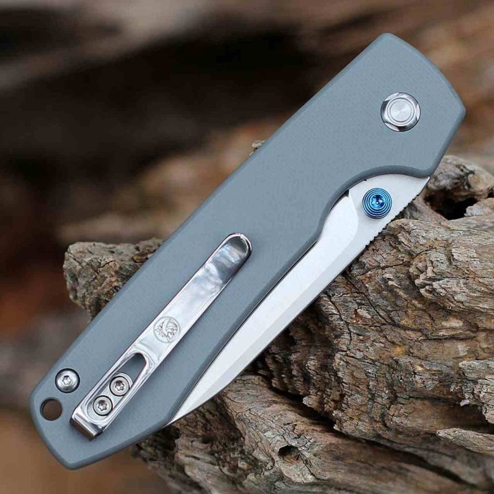 Couteau Pliant Vosteed Raccoon Gray Lame Drop Point Acier 14C28N Manche G-10 Liner Lock VOSA2906 -  Livraison Gratuite