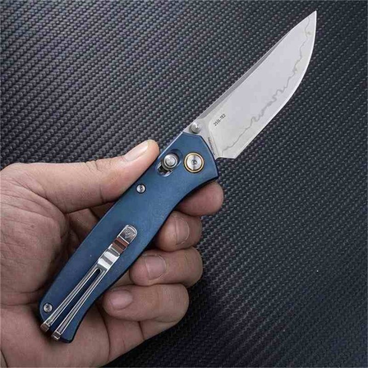 Couteau SRM Medal 255L-TE2 Blue Lame Acier 140Cr Laminé Manche Titane TC4 Bleu Ambi-Lock Clip SRM255LTE2 - Livraison Gratuite