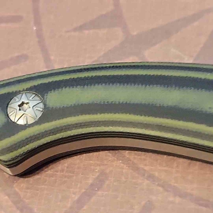 R15637 Couteau Remington Caping Hunter Lame Acier D2 Manche G10 Etui Cuir - Livraison Gratuite