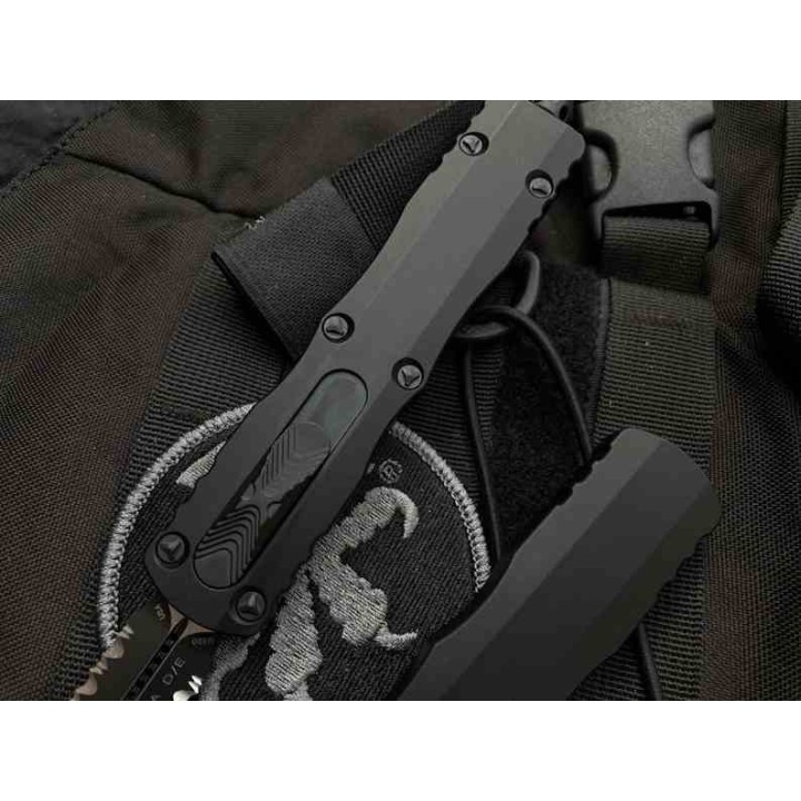 Couteau Automatique OTF Microtech Dirac Delta Lame Dague M390 Noire Serr Manche Alu Noir USA MCT2272T - Livraison Gratuite