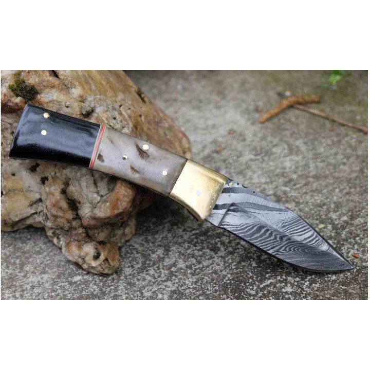 Beau Couteau Damas Lame Drop Point 128 Couches Manche Bélier & Résine Fab Artisanale Linerlock - Livraison Gratuite