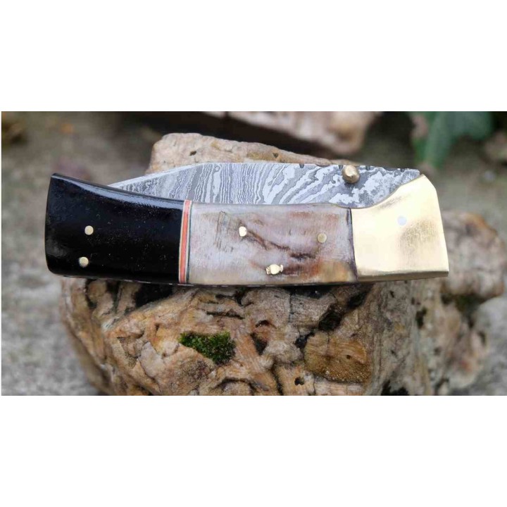 Beau Couteau Damas Lame Drop Point 128 Couches Manche Bélier & Résine Fab Artisanale Linerlock - Livraison Gratuite