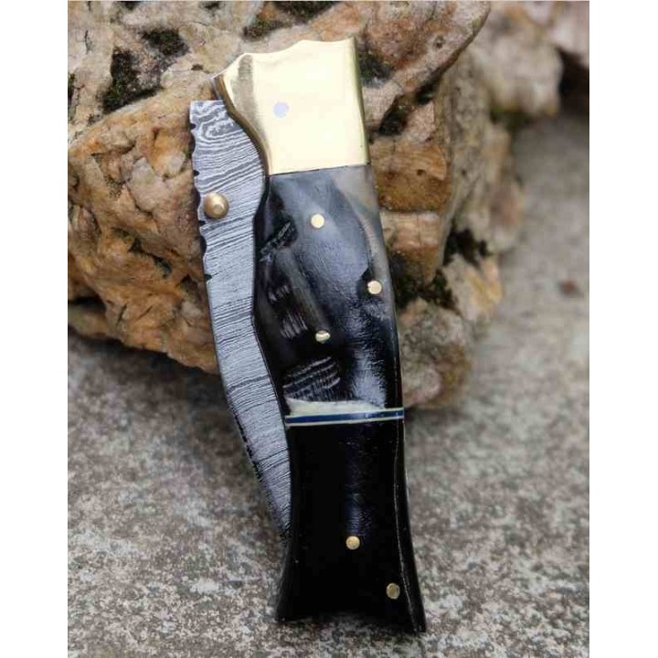 Beau Couteau Damas Lame Drop Point 128 Couches Manche Bélier & Résine Fab Artisanale Linerlock - Livraison Gratuite