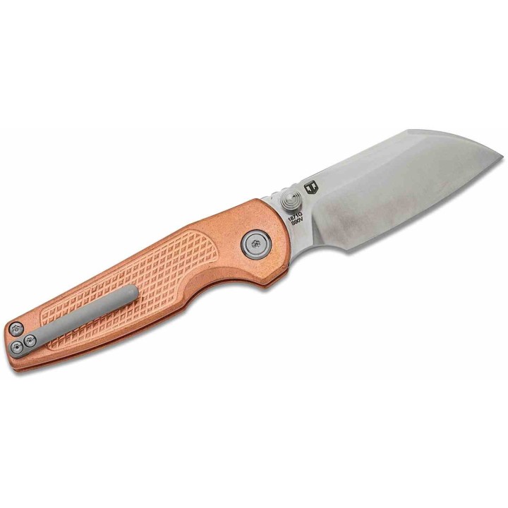 Couteau ArtisanCutlery Cleo Copper Lame Acier CPM-S90V Manche Cuivre Button Lock Clip Titane ATZ1871GCO - Livraison Gratuite